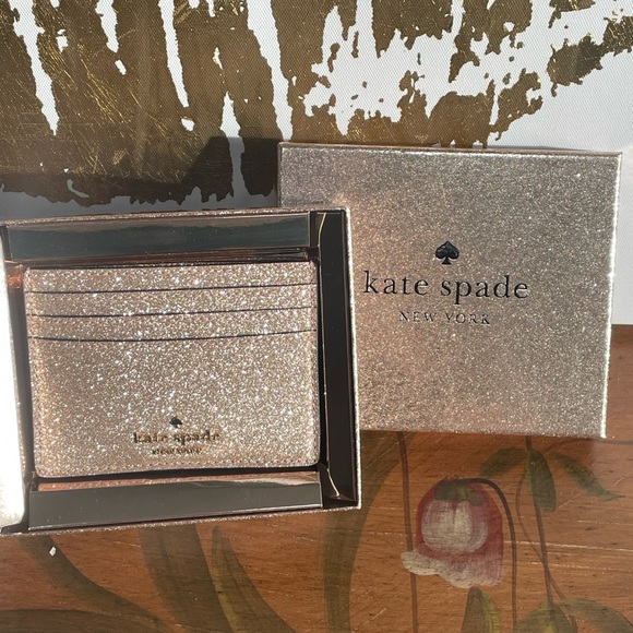 NWT Kate Spade gold glitter card holder in box - Picture 4 of 10